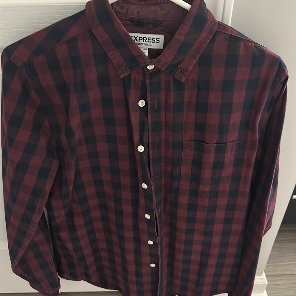 Express button down